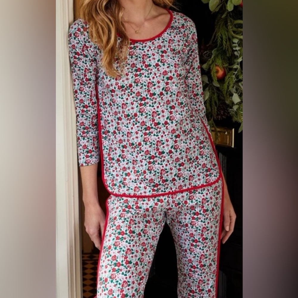 LAKE Floral Print Women's Pajama Set